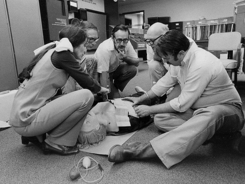 1977年CPR培训课程(美国心脏协会档案)